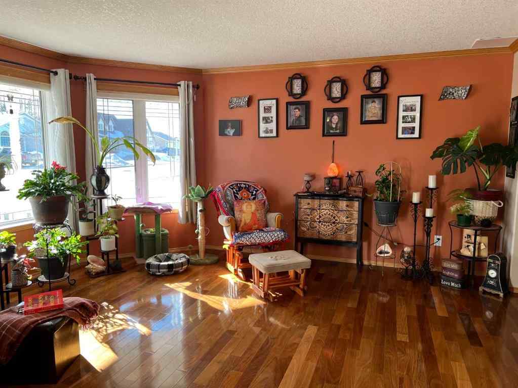 MLS® A2238886 - 302 8 Avenue  in NONE Fox Creek, Residential