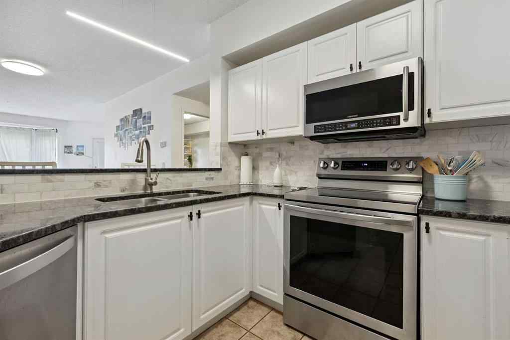 MLS® A2238900 - Unit #207 838 19 Avenue SW in Lower Mount Royal Calgary, Residential