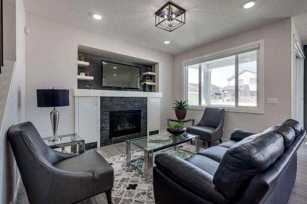 MLS® A2238925 - 4231 63 Avenue  in Bella Vista Innisfail, Residential