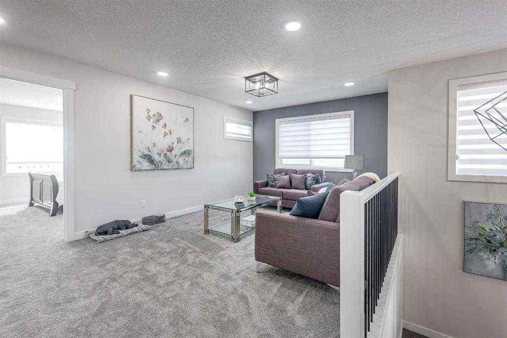 MLS® A2238925 - 4231 63 Avenue  in Bella Vista Innisfail, Residential
