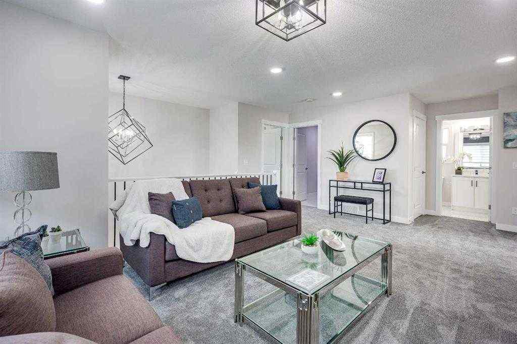 MLS® A2238925 - 4231 63 Avenue  in Bella Vista Innisfail, Residential