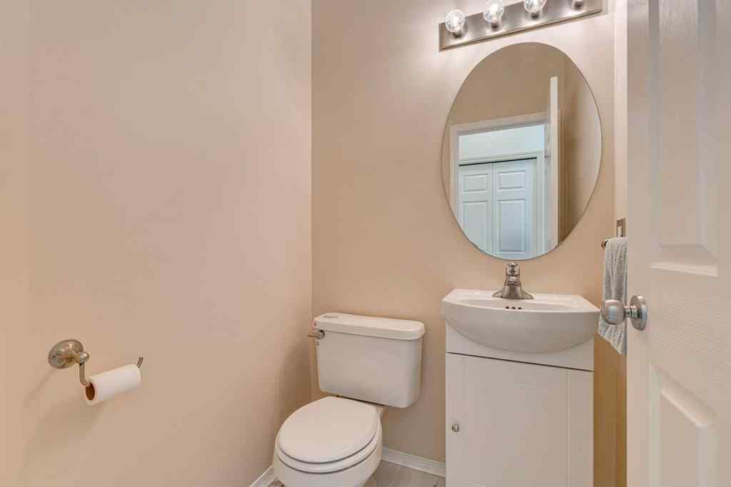 MLS® A2238928 - 214 Springmere Close  in Westmere Chestermere, Residential