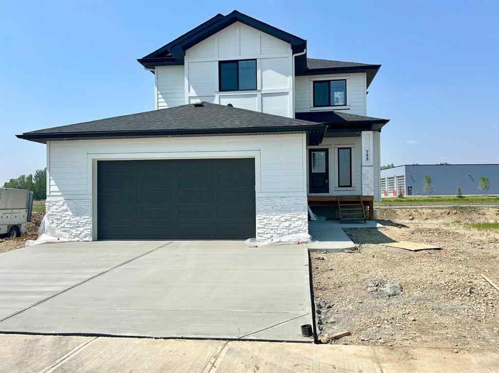MLS® A2238934 - 709 Mandalay Avenue  in NONE Carstairs, Residential