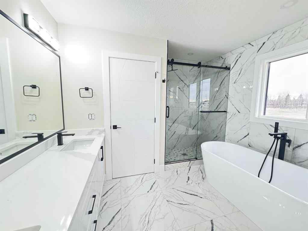 MLS® A2238934 - 709 Mandalay Avenue  in NONE Carstairs, Residential