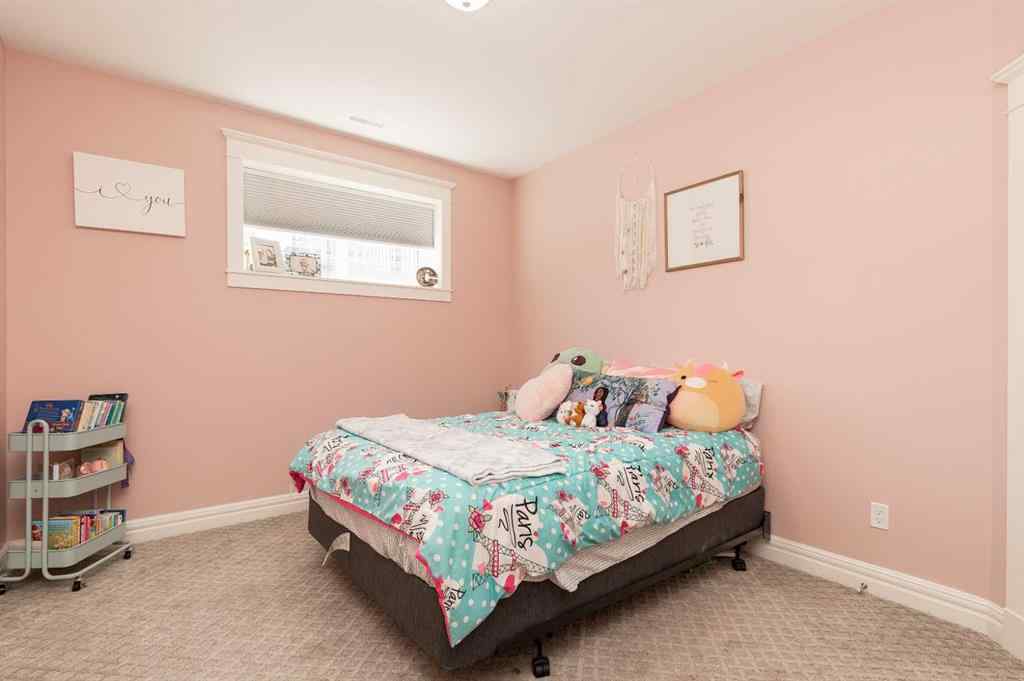 MLS® A2238937 - 1 Edgemoor Way W in NONE Lethbridge, Residential