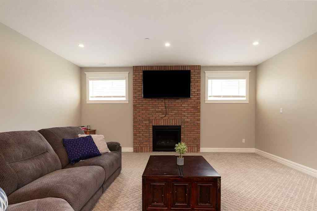 MLS® A2238937 - 1 Edgemoor Way W in NONE Lethbridge, Residential