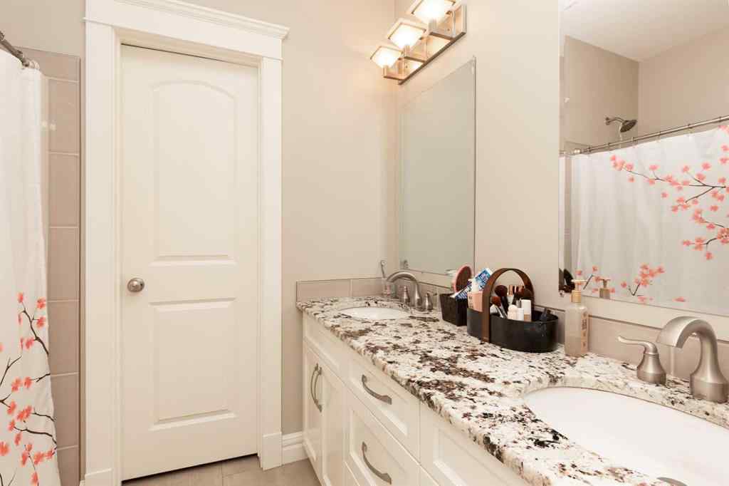 MLS® A2238937 - 1 Edgemoor Way W in NONE Lethbridge, Residential