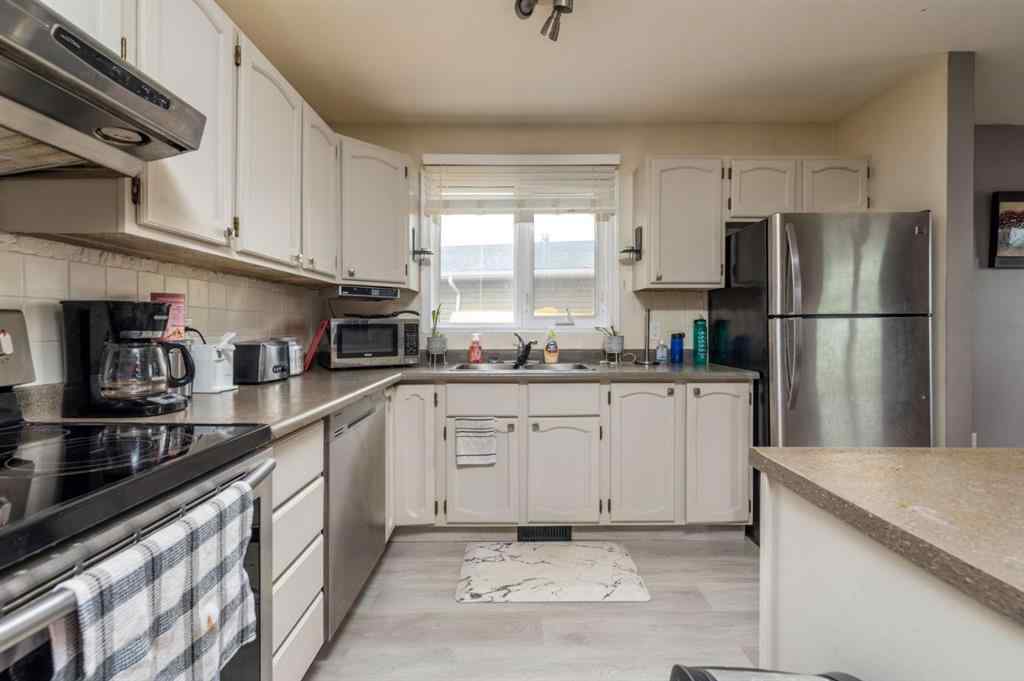 MLS® A2238939 - 3106 46 Avenue  in Aurora Lloydminster, Residential