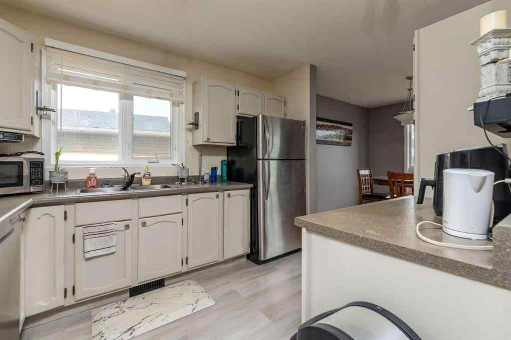MLS® A2238939 - 3106 46 Avenue  in Aurora Lloydminster, Residential