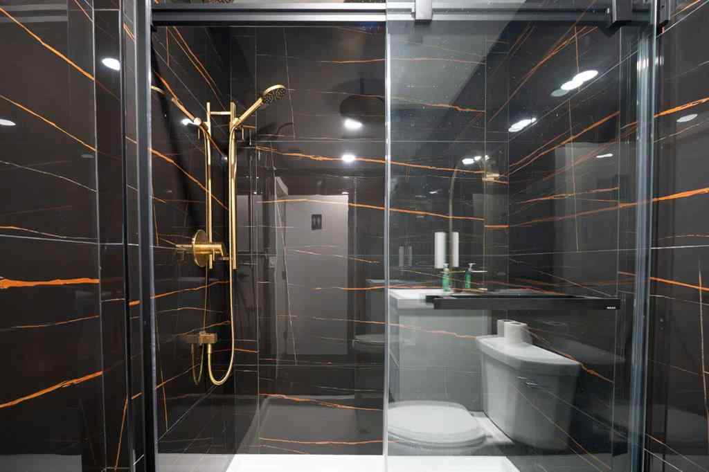 MLS® A2238940 - Unit #105 11706 99 Avenue  in NONE Grande Prairie, Commercial