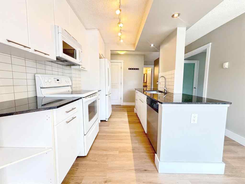 MLS® A2238957 - Unit #207 501 57 Avenue SW in Windsor Park Calgary, Residential