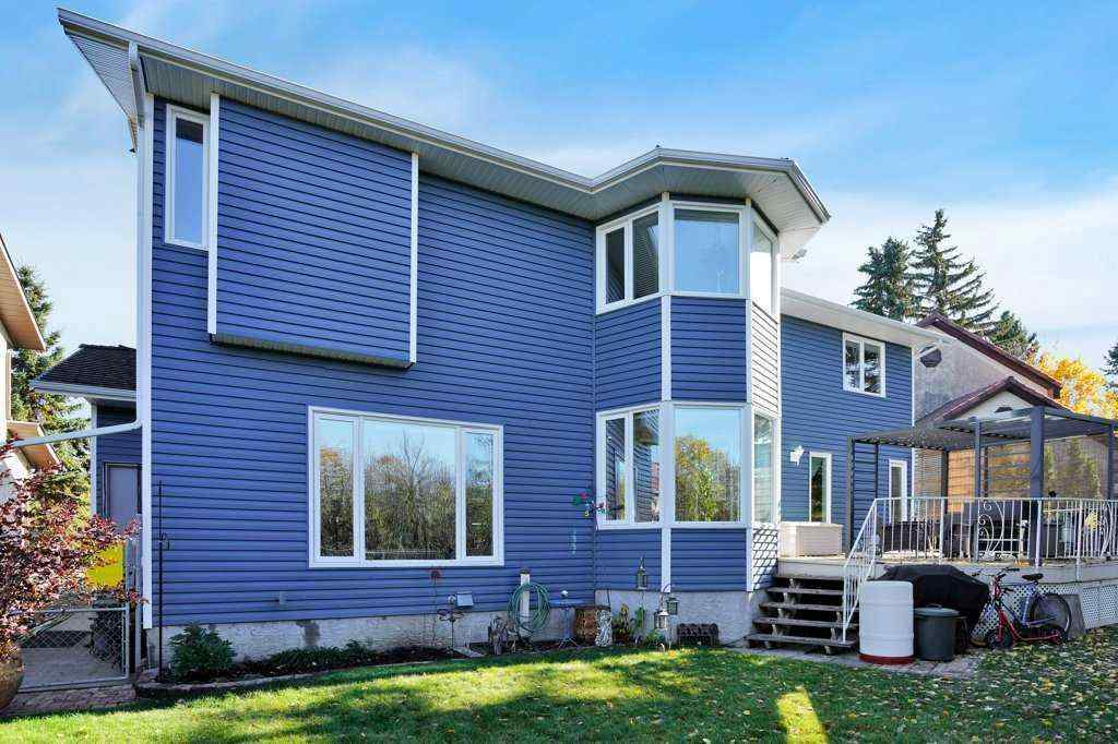 MLS® A2238974 - 5420 58A Street Crescent  in Fairway Heights Lacombe, Residential