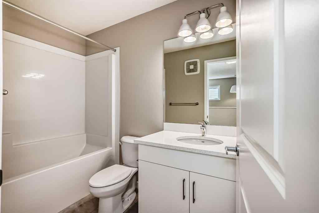MLS® A2238995 - 385 Hotchkiss Drive SE in Hotchkiss Calgary, Residential