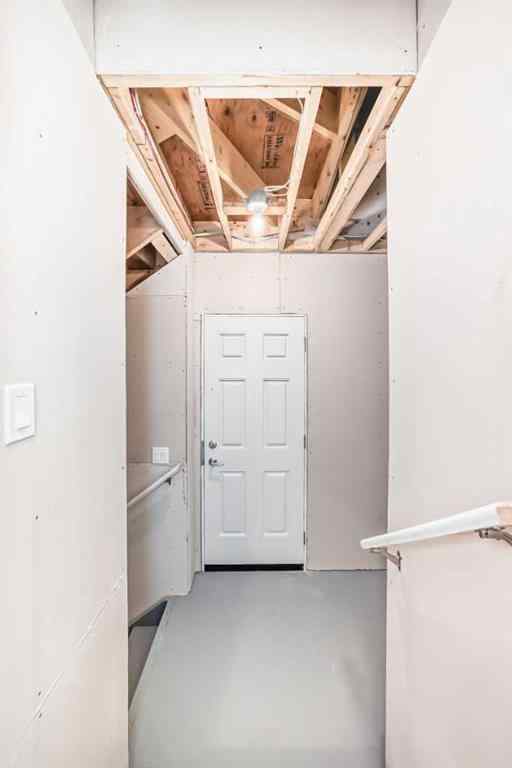 MLS® A2238995 - 385 Hotchkiss Drive SE in Hotchkiss Calgary, Residential