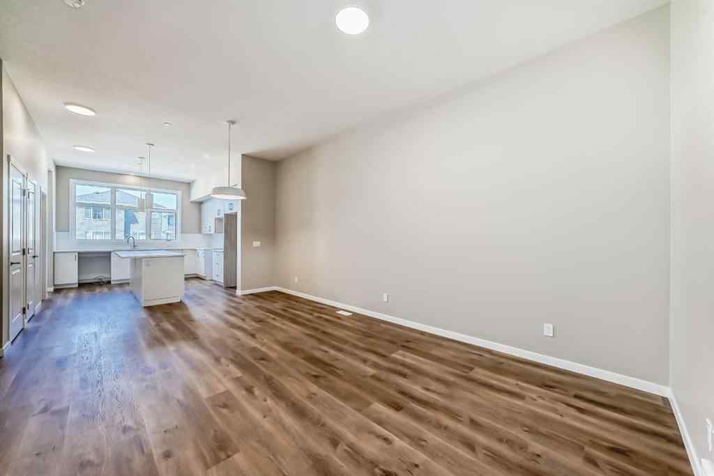 MLS® A2238995 - 385 Hotchkiss Drive SE in Hotchkiss Calgary, Residential