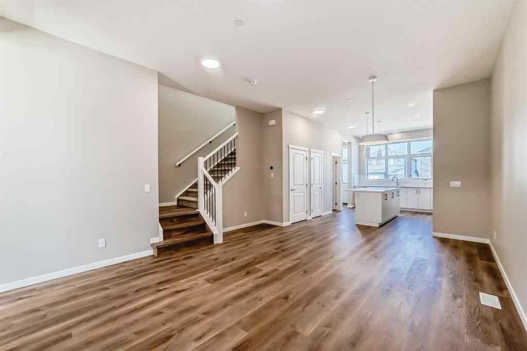MLS® A2238995 - 385 Hotchkiss Drive SE in Hotchkiss Calgary, Residential
