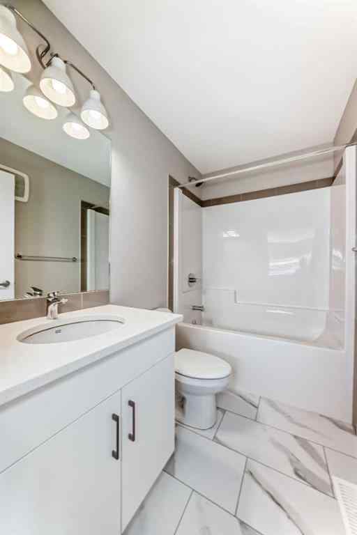 MLS® A2239003 - 413 Hotchkiss Drive SE in Hotchkiss Calgary, Residential