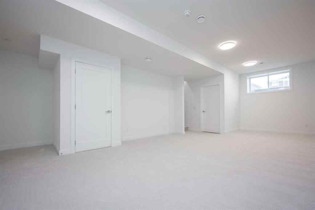 MLS® A2239017 - 1020 West Lakeview Drive  in Chelsea_CH Chestermere, Residential