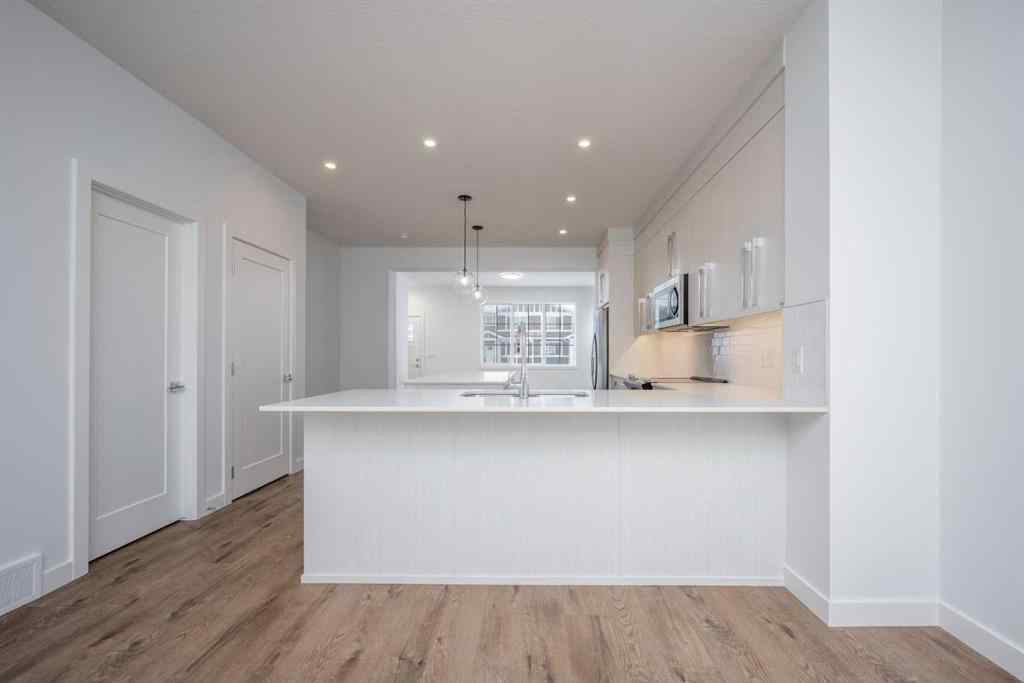 MLS® A2239017 - 1020 West Lakeview Drive  in Chelsea_CH Chestermere, Residential