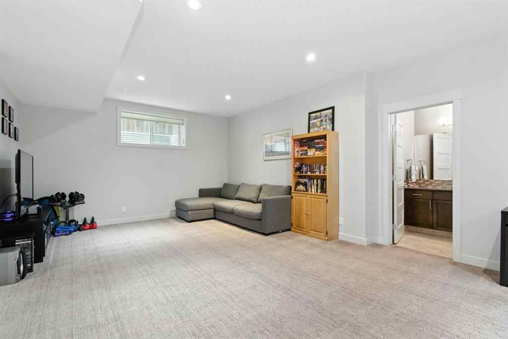 MLS® A2239029 - 7 Vancouver Crescent  in Vanier East Red Deer, Residential
