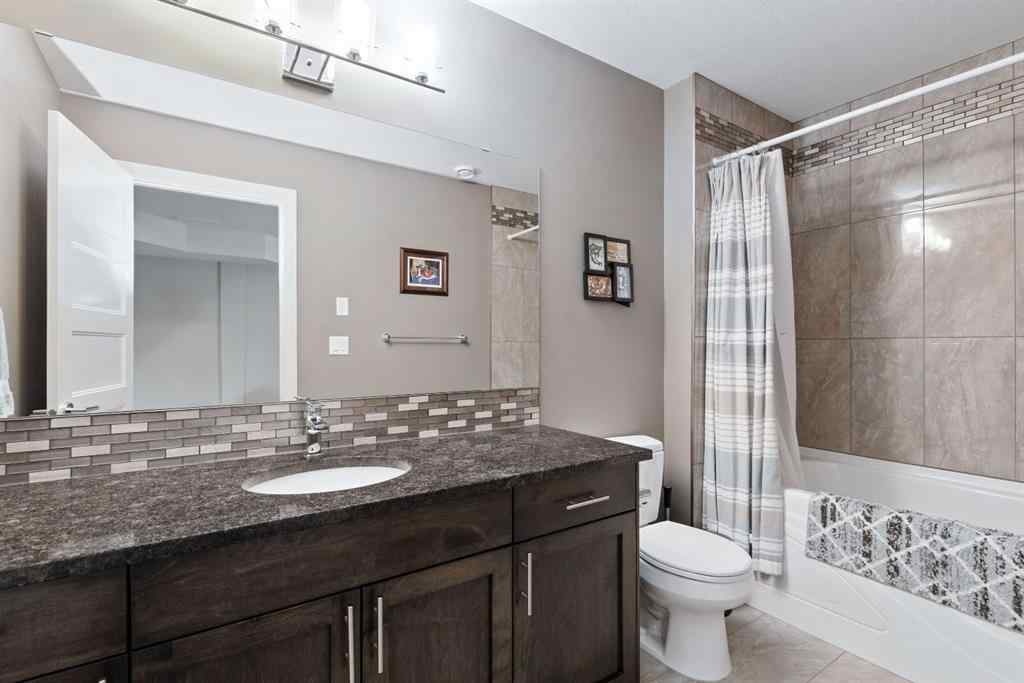 MLS® A2239029 - 7 Vancouver Crescent  in Vanier East Red Deer, Residential