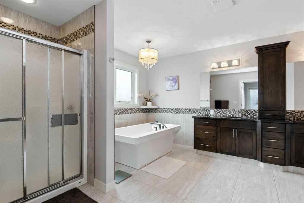 MLS® A2239029 - 7 Vancouver Crescent  in Vanier East Red Deer, Residential