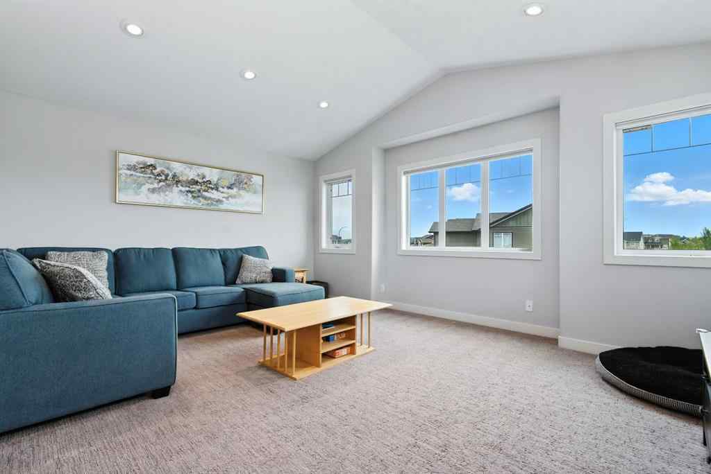 MLS® A2239029 - 7 Vancouver Crescent  in Vanier East Red Deer, Residential