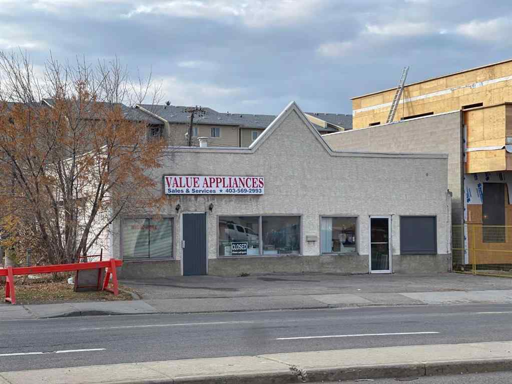 MLS® A2239056 - 1721 36 Street SE in Albert Park/Radisson Heights Calgary, Commercial