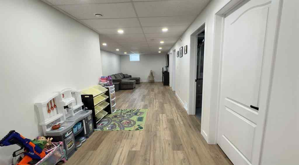 MLS® A2239062 - 906 10 Avenue  in Wainwright Wainwright, Residential