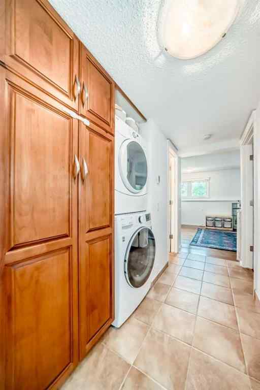 MLS® A2239069 - 832 Cannell Road SW in Canyon Meadows Calgary, Residential