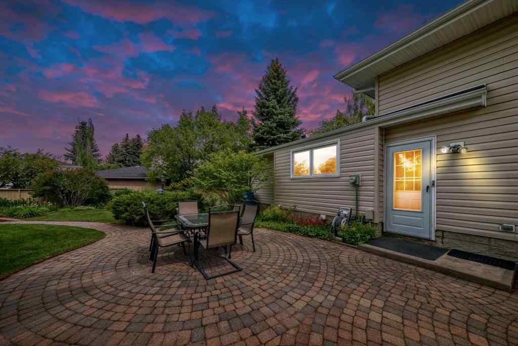 MLS® A2239069 - 832 Cannell Road SW in Canyon Meadows Calgary, Residential