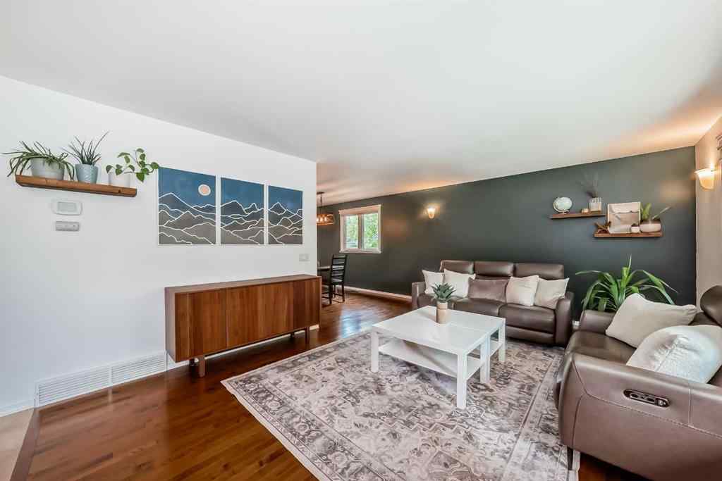 MLS® A2239069 - 832 Cannell Road SW in Canyon Meadows Calgary, Residential