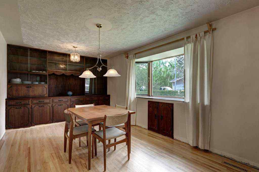 MLS® A2239074 - 39 Gladys Ridge Road SW in Glendale Calgary, Residential