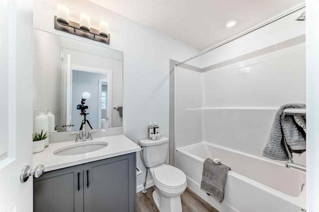 MLS® A2239094 - 235 Mallard Grove SE in Rangeview Calgary, Residential
