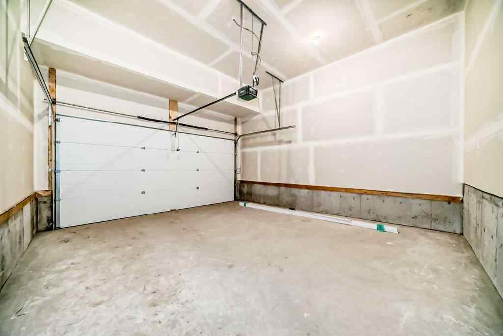 MLS® A2239094 - 235 Mallard Grove SE in Rangeview Calgary, Residential