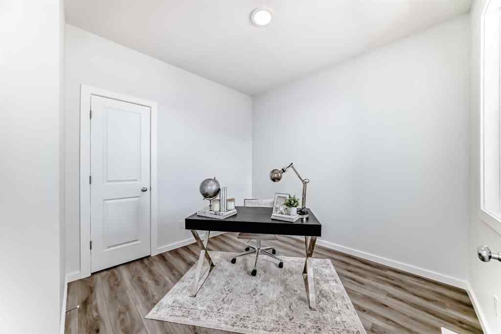 MLS® A2239094 - 235 Mallard Grove SE in Rangeview Calgary, Residential