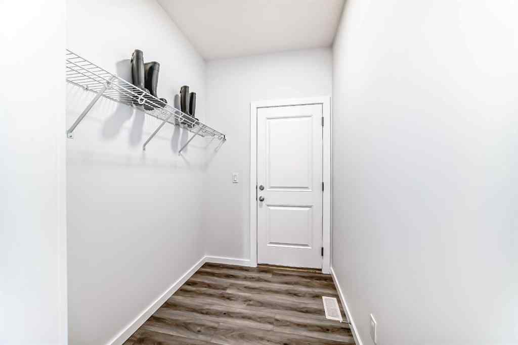 MLS® A2239094 - 235 Mallard Grove SE in Rangeview Calgary, Residential