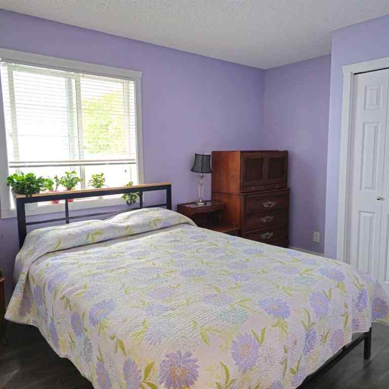 MLS® A2239100 - 69 Willow Springs Crescent  in Willow Springs Sylvan Lake, Residential