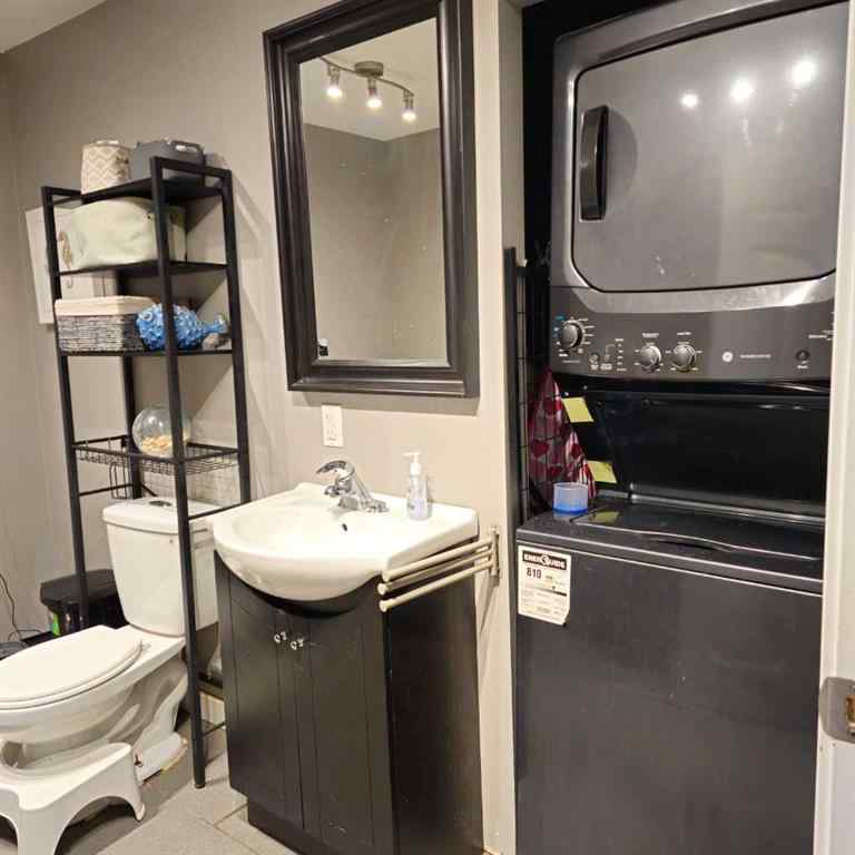 MLS® A2239100 - 69 Willow Springs Crescent  in Willow Springs Sylvan Lake, Residential