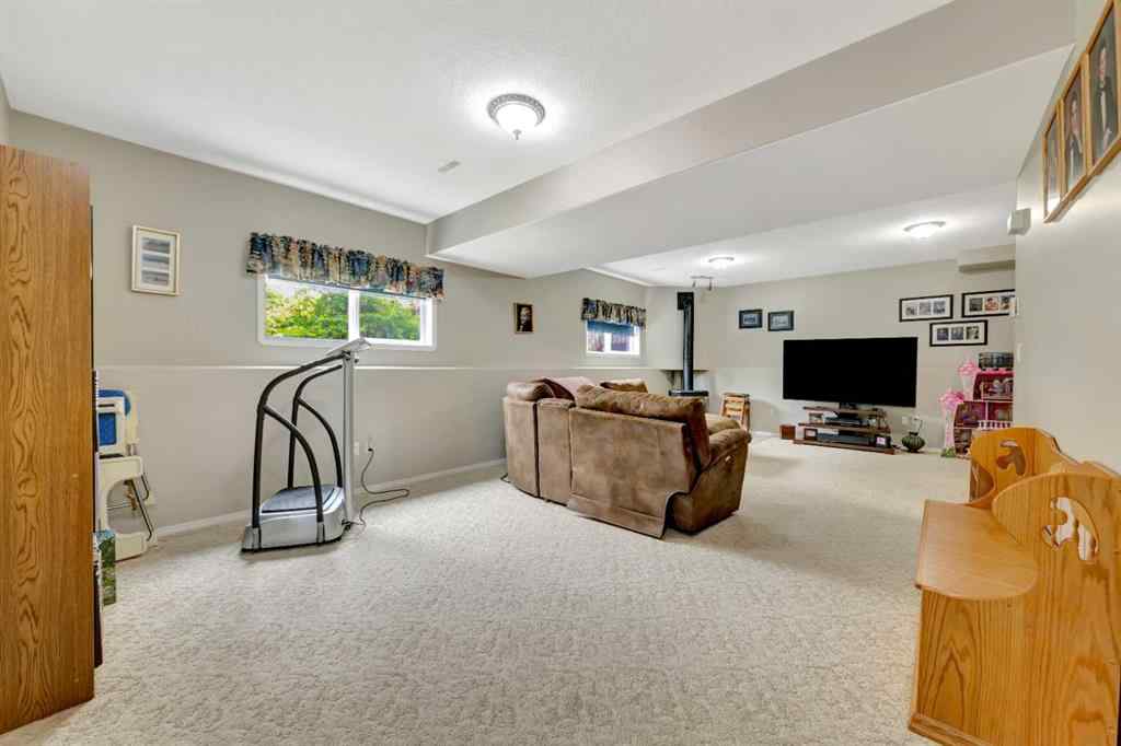 MLS® A2239114 - 3909 65 Avenue  in Parkview Estates Lloydminster, Residential