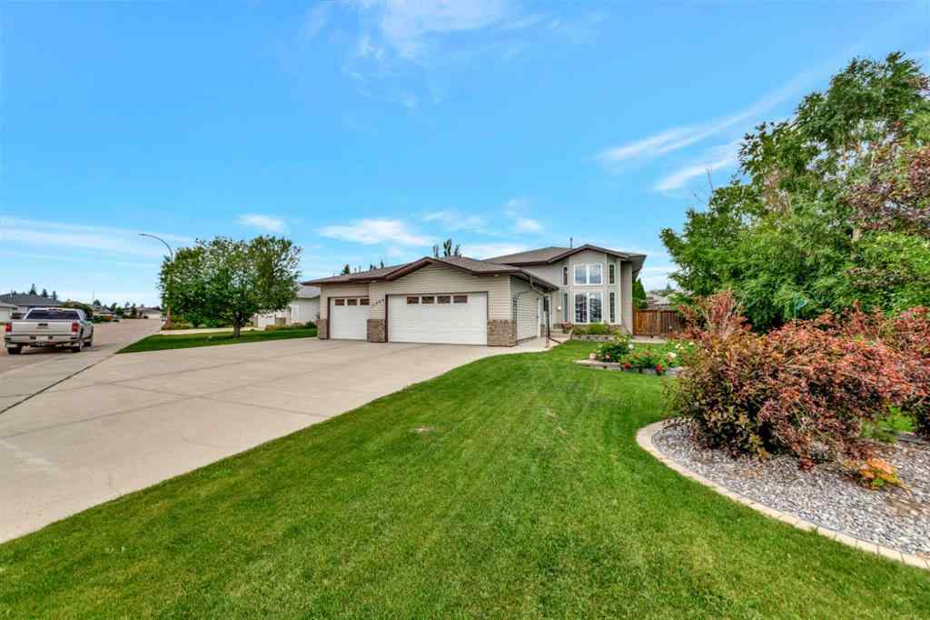 MLS® A2239114 - 3909 65 Avenue  in Parkview Estates Lloydminster, Residential