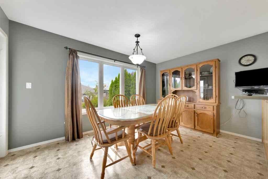 MLS® A2239114 - 3909 65 Avenue  in Parkview Estates Lloydminster, Residential