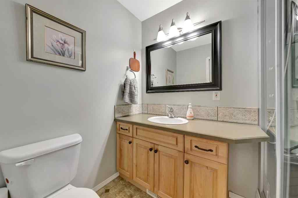 MLS® A2239114 - 3909 65 Avenue  in Parkview Estates Lloydminster, Residential