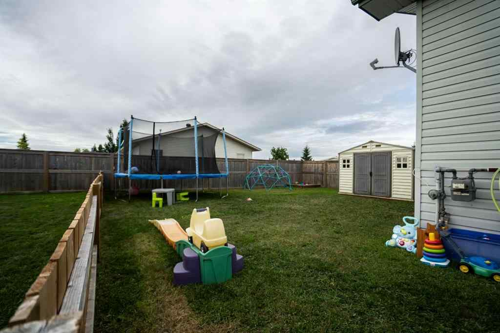MLS® A2239118 - 5214 45 ST   in NONE Grimshaw, Residential