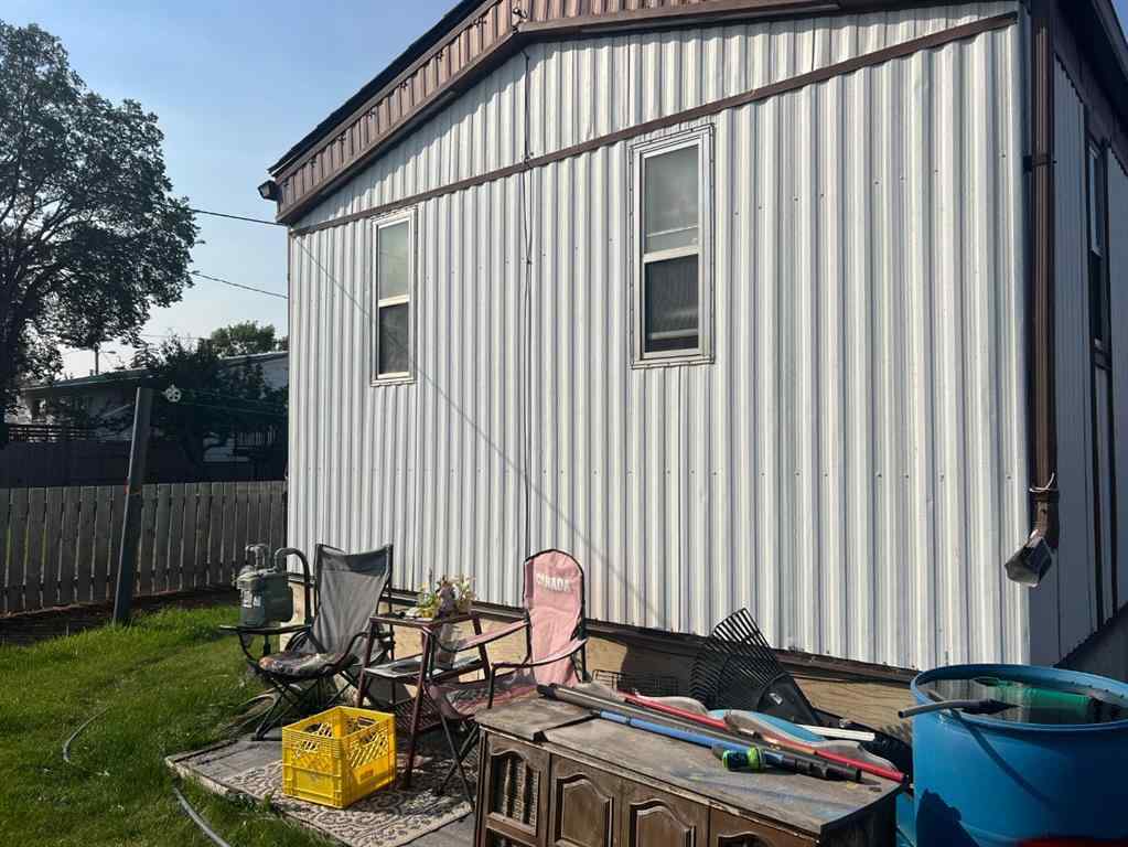 MLS® A2239129 - 207 2 Avenue N in NONE Morrin, Residential