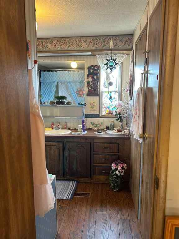 MLS® A2239129 - 207 2 Avenue N in NONE Morrin, Residential