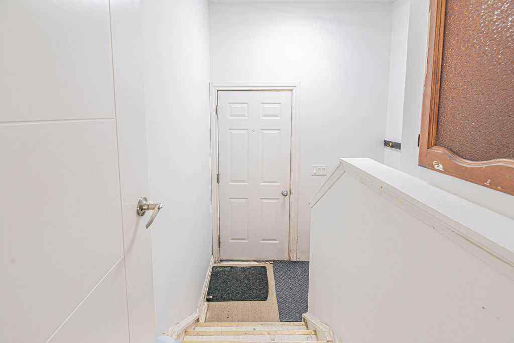 MLS® A2239132 - 3319 42 Street NE in Whitehorn Calgary, Residential