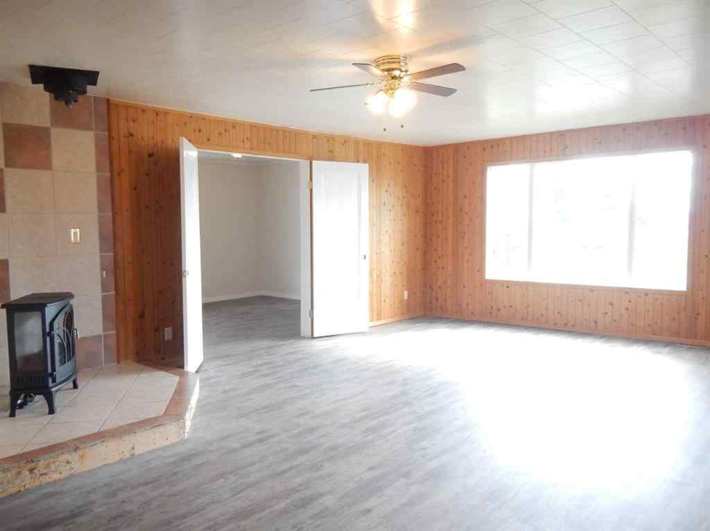 MLS® A2239144 - 10829 106 Avenue  in NONE Fairview, Residential