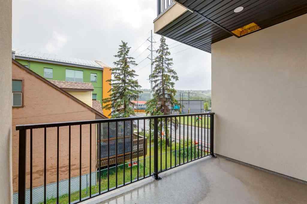 MLS® A2239156 - 4909 Bowness Road NW in Montgomery Calgary, Residential