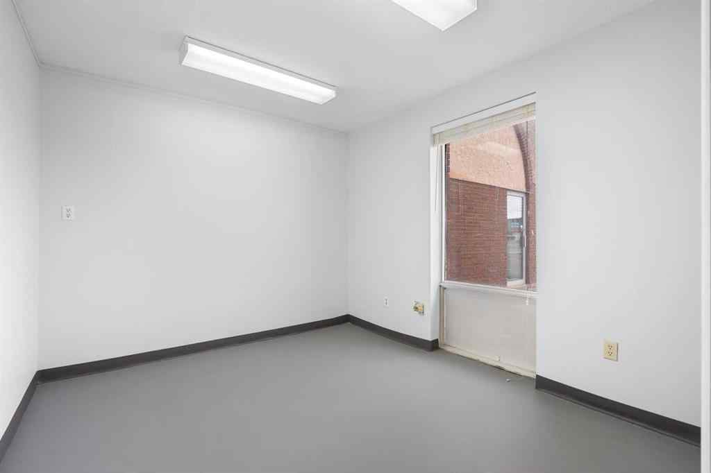 MLS® A2239158 - Unit #3 5702 50 Avenue  in North Lloydminster Lloydminster, Commercial